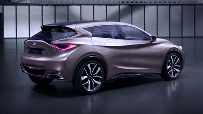 To εικονιζόμενο Infiniti Q30 concept είχε παρουσιαστεί στη Φρανκφούρτη και αναμένεται ν αποτελέσει, όταν μπει στην παραγωγή, ένα μοντέλο με στοιχεία c