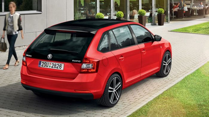 Η δυναμική «σιλουέτα» του Rapid Spaceback χαρακτηρίζεται από τις καθαρές γραμμές και την πανοραμική οροφή, ξεκινώντας από το παρμπρίζ και καταλήγοντας