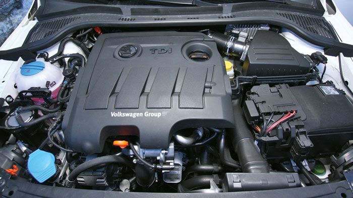 Ο κινητήρας του Skoda 
Rapid είναι οικονομικός και σε κερδίζει με την ροπή των 250 Nm που είναι διαθέσιμη από τις 1.500 έως τις 2.500 σ.α.λ.