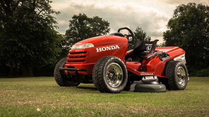 Η Honda έβγαλε την τελευταία λέξη στα μικρά μηχανήματα αγροτικών εργασιών, ένα μικρό και «διαολεμένο» χορτοκοπτικό «supercar» με τελική που φτάνει τα 