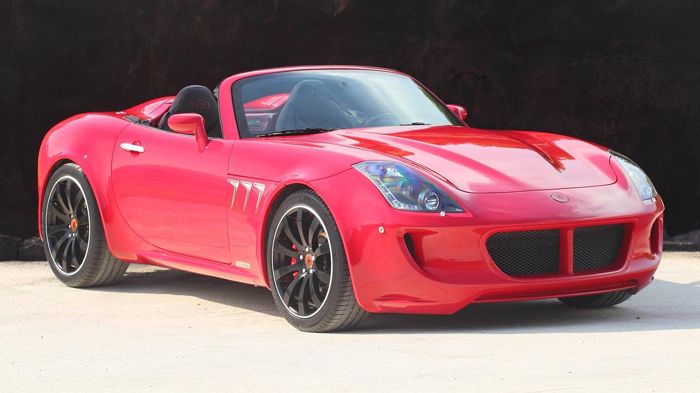 Τα 30 Tauro V8 Spider, που κατασκευάστηκαν στην Ισπανία, πωλούνται 100.000 ευρώ το καθένα, ενώ είναι σε θέση να πιάσουν τα 0-100 σε μόλις 4 δλ., με τε