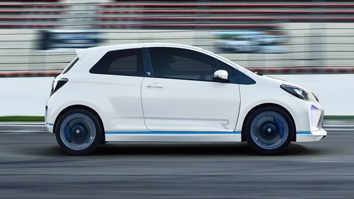 Το νέο πρωτότυπο Yaris Hybrid-R θα εξοπλίζεται και μ ένα σύστημα ανάκτησης ενέργειας (μέσω ενός πυκνωτή που θα λειτουργεί ως γεννήτρια κατά την πέδηση
