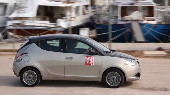 Εκκεντρική σχεδίαση στην Ypsilon, σε σημείο που να μην μπορείς να την μπερδέψεις με οτιδήποτε άλλο. 