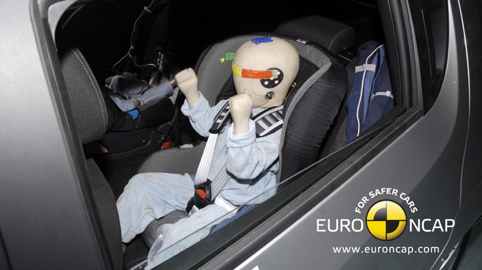 Το άριστα (12 βαθμούς) απέσπασε το Aveo στην προστασία των παιδιών, ενώ εξαιρετικά (11,5/12 βαθμούς) τα πήγε στην προστασία βρέφους.