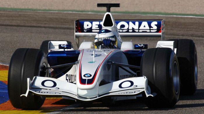 O Bernie Ecclestone  πιστεύει οτι η BMW θα επιστρέψει σύντομα στη Formula 1.