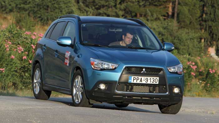 Η ποιότητα κύλισης και η άνεση του Mitsubishi ASX συγκρίνονται μόνο με πολύ καλά μικρομεσαία αυτοκίνητα.