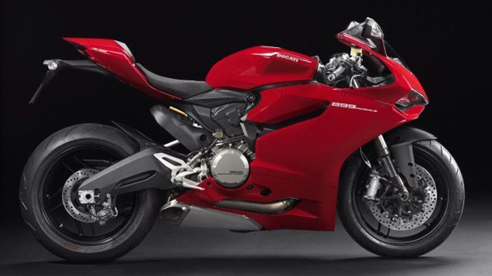 Η Ducati παρουσίασε το πρώτο της μοντέλο για το 2014, το 899 Panigale.