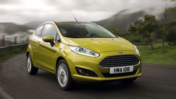 To νέο Ford Fiesta εφοδιάζεται με τον πολυβραβευμένο 1.000άρη κινητήρα EcoBoost.