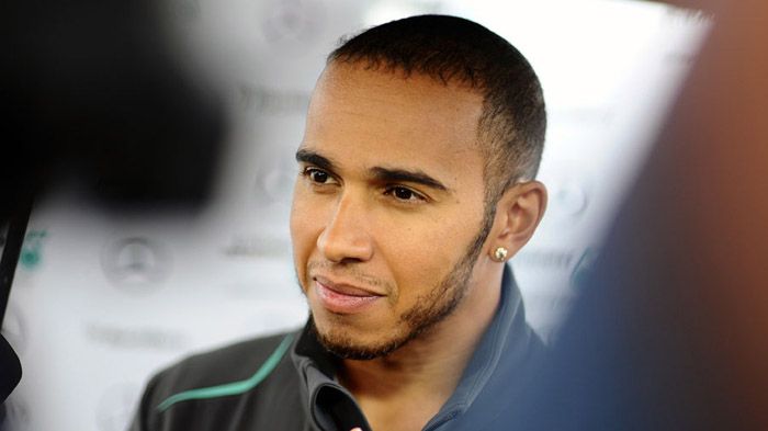 Ο Lewis Hamilton βρίσκεται σε αυτή τη φάση του πρωταθλήματος 55 βαθμούς πίσω από τον πρωτοπόρο, Sebastian Vettel.