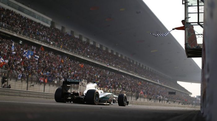Ο Lewis Hamilton πάλεψε για την 3η θέση με τον Sebastian Vettel.