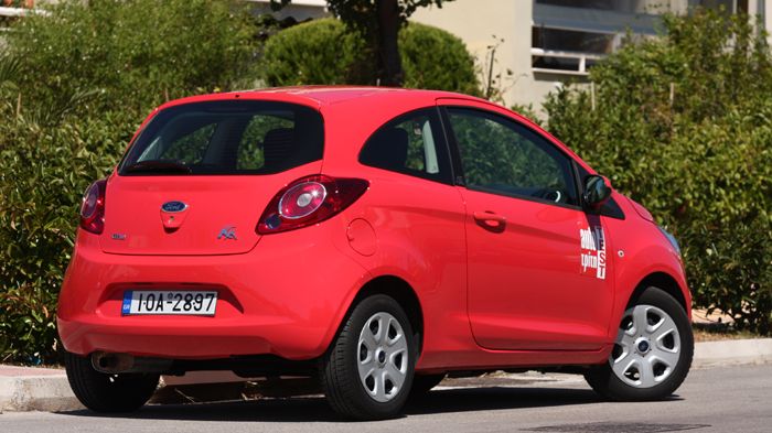 Το Ka παραμένει σύγχρονο σε επίπεδο σχεδίασης, διαθέτοντας έντονες ακμές και δυναμικές γραμμές, οι οποίες εξασφαλίζουν ταυτόχρονα ένα σπορτίφ προσανατ