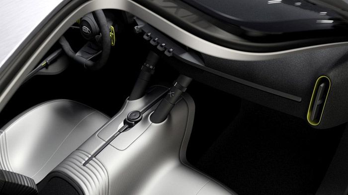 H teaser φωτογραφία της Kia, αφορά το εσωτερικό του πρωτότυπου, που ακολουθεί μινιμαλιστική σχεδίαση, αφού διαθέτει λίγους διακόπτες και ελάχιστα κουμ