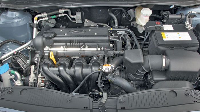 
Ο κινητήρας του Hyundai i20 πέρα από οικονομικός σε κατανάλωση είναι πολιτισμένος και ήσυχος στη λειτουργία του.