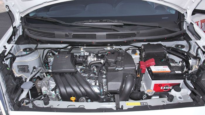 Ο 3κύλινδρος κινητήρας του Nissan Micra είναι «νευρικός», σε αυτό βοηθά και η κλιμάκωση του κιβωτίου, και οικονομικός σε κατανάλωση στην πράξη.