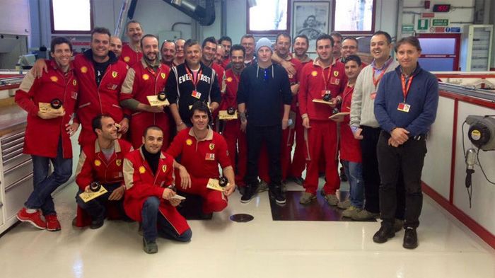 Στις αρχές της εβδομάδας, ο Kimi Raikkonen επισκέφτηκε το «σπίτι» της Ferrari στο Maranello για να συναντήσει τον διευθυντή της ομάδας, Stefano Domeni