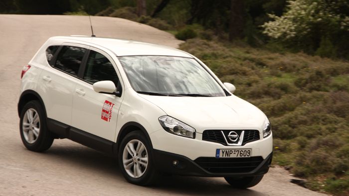 Με την ανανέωση του Qashqai, η Nissan κατέβαλλε προσπάθειες να βελτιώσει την ατίθαση συμπεριφορά του πίσω άξονα, πράγμα που πέτυχε σε μεγάλο βαθμό. 