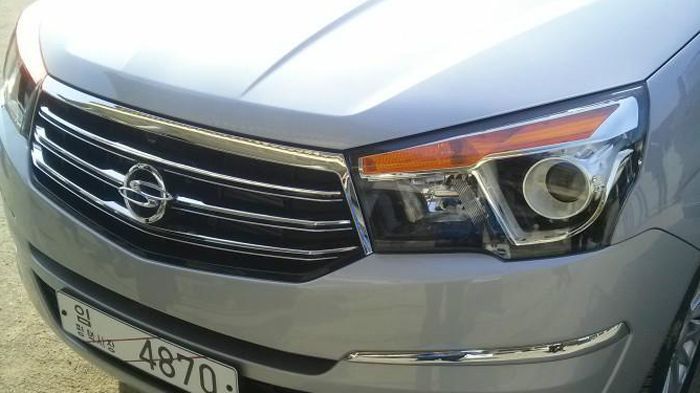 Το εμπρόσθιο τμήμα δείχνει σαφώς πιο... αμερικάνικο.