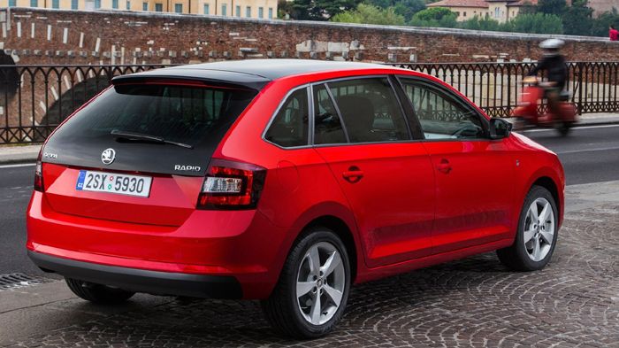 Σε επίπεδο διαστάσεων, το Skoda Rapid Spaceback είναι 18 εκ. πιο κοντό από το σεντάν (συνολικό μήκος 4.303 χλστ.), με την εταιρεία να αναφέρει ότι το 