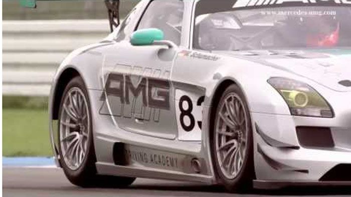 O Μίκαελ Σουμάχερ, βρέθηκε στο τιμόνι μιας Mercedes-Benz SLS AMG GT3, στην πίστα του Χοκενχάιμ και έπραξε τα δέοντα...