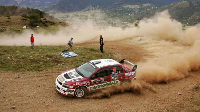 Έχοντας στα χέρια τους ένα Mitsubishi EVO 9 κατάφεραν να βγουν αλώβητοι από την σκληρή μάχη και να αναδειχτούν οι ταχύτεροι μεταξύ των ελληνικών πληρω