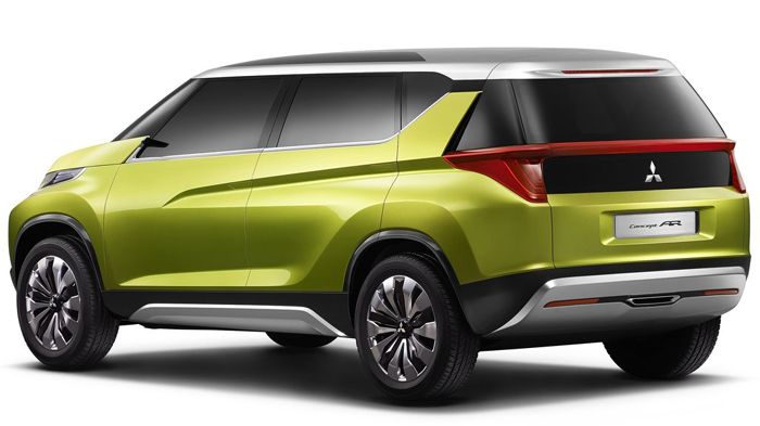Το Mitsubishi Concept AR χρησιμοποιεί ένα υβριδικό σύστημα, που περιλαμβάνει έναν χαμηλού κυβισμού 3κύλινδρο turbo άμεσου ψεκασμού 1,1 λτ. και έναν ηλ