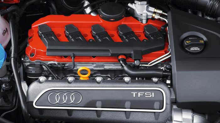 Το επερχόμενο Audi RS3 Sportback θα διατηρήσει το 5κύλινδρο σύνολο TFSI των 2.5 λίτρων που φέρει το υπάρχον μοντέλο. Μόνο που απόδοσή του αναμένεται ν