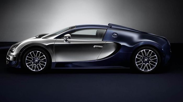 H Bugatti ετοιμάζει την αντικαταστάτρια της Veyron, για το 2016, η οποία θα φέρει, σύμφωνα με τις φήμες, ένα υβριδικής τεχνολογίας μηχανικό σύνολο που