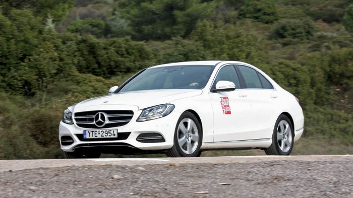 H C200 BlueTEC διαθέτει diesel μοτέρ 1,6 λίτρων, καίει 3,1 λτ./100 χλμ. και δεν πληρώνει τέλη.