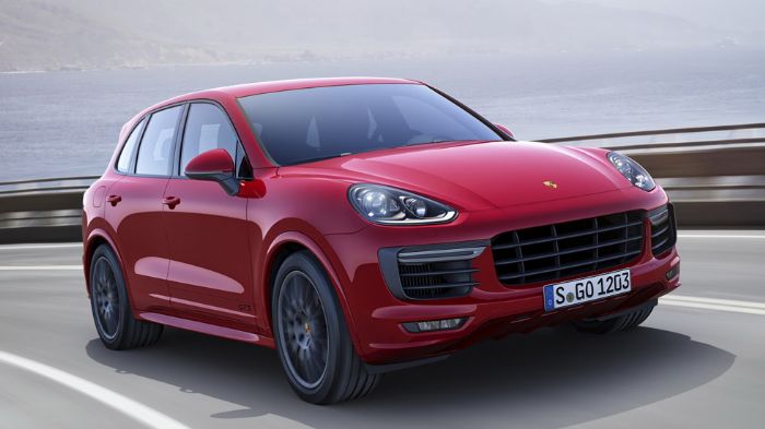 Η νέα έκδοση GTS εξοπλίζεται με το νέο V6 twin-turbo μοτέρ των 3,6 λίτρων που υπάρχει και στην Cayenne S, αλλά η απόδοσή του έχει ανέβει στους 420 ίππ