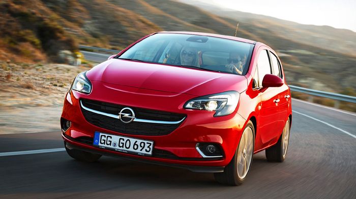 Η εμπρόσθιά όψη του νέου Opel Corsa αντλεί τη σχεδιαστική της έμπνευση από το Adam.