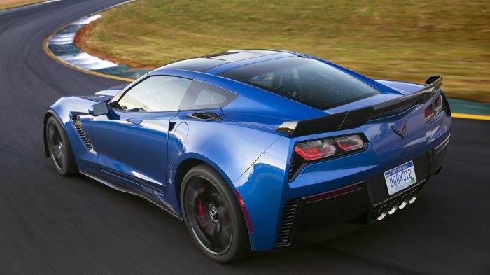 Η νέα Corvette Z06 αποδίδει 659 ίππους ισχύος και 881 Nm ροπής, αποτελώντας τη γρηγορότερη και ισχυρότερη Corvette που φτιάχτηκε ποτέ.