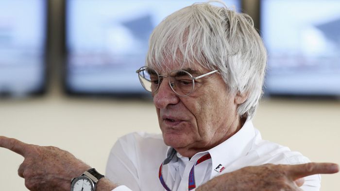 O πρώην ισχυρός παράγοντας της F1 καλείται να πληρώσει 100 εκατ. δολάρια για να «απαλλαγεί» από τις κατηγορίες της δωροδοκίας και της παρακίνησης σε α