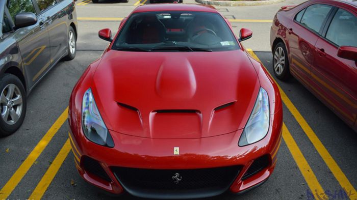 Από την Shift Photography απαθανατίστηκε εκ νέου η Ferrari F12 SP America, που κατασκευάστηκε με ευθύνη του τεχνικού τμήματος της Ferrari (Special Pro