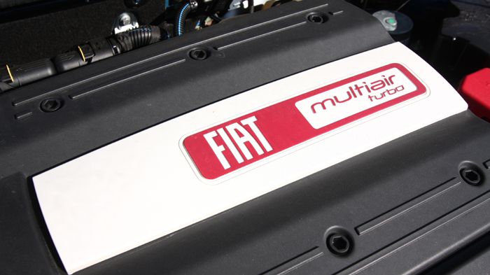 Το Fiat 500X θα εξοπλίζεται με τους δύο MultiAir2 τούρμπο κινητήρες 1.400 κ.εκ. με 140 και 170 ίππους, με την τελευταία να συνδυάζεται με σύστημα 4κίν