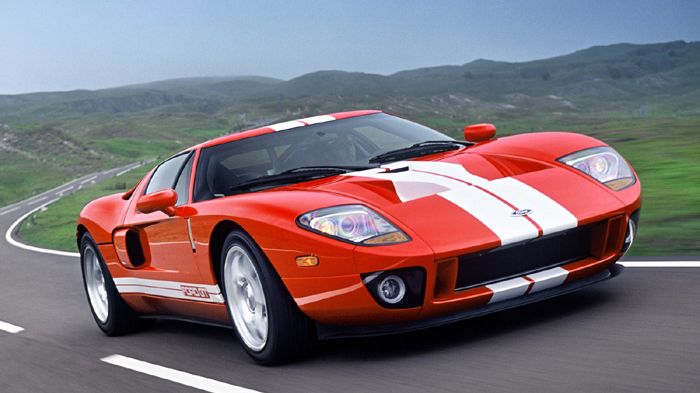 Το νέο Ford GT (στη φωτό το παλιό) αναμένεται να είναι ένα κεντρομήχανο supercar, ελαφριάς κατασκευής και κλασικής σχεδίασης. Θα χρησιμοποιεί μια αναβ