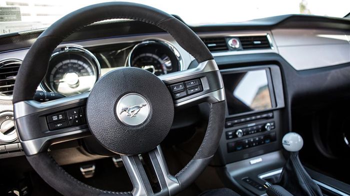 Η special Ford Mustang GT ήταν ένα από τα supercars που συμμετείχαν στο φιλμ και είχε ειδικά διαμορφωθεί για τις ανάγκες της ταινίας.