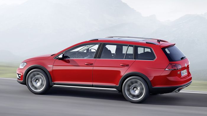 Το Golf Alltrack θα λανσαριστεί με 4 turbo μηχανικά σύνολα, τα οποία συνεργάζονται με σύστημα τετρακίνησης 4Motion και ηλεκτρονικό κλείδωμα του εμπρός