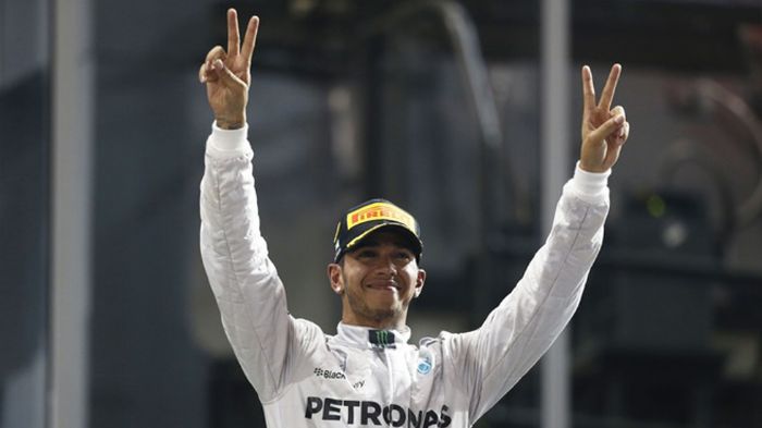 Τελειώνοντας στο Abu Dhabi η φετινή σεζόν της F1, ο Lewis Hamilton στέφεται αδιαμφισβήτητος νικητής, καθώς έκανε μια καταπληκτική χρονιά με τη Mercede