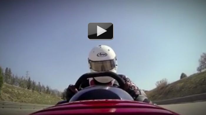 Το Honda Mean Mower φέρει 1.000άρη κινητήρα με απόδοση 110 ίππους και ζυγίζει 140 κιλά.