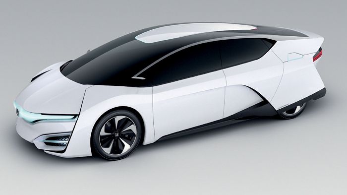 Το μοντέλο παραγωγής Honda FCEV προβλέπεται να προσφέρει αυτονομία πάνω από 480 χλμ. με σύντομο χρόνο ανεφοδιασμού περίπου τρία λεπτά στα 70 MPa. 