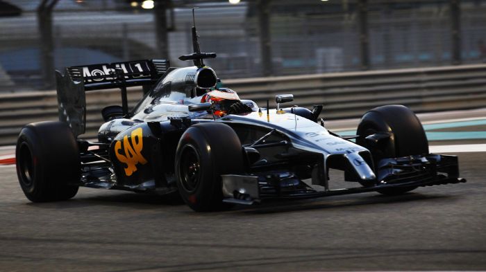 Έγινε έλεγχος σε όλα τα λειτουργικά συστήματα του μονοθέσιου καθώς επίσης και στη συνδεσμολογία του κινητήρα εσωτερικής καύσης (V6 1.6 λτ. turbo) με τ