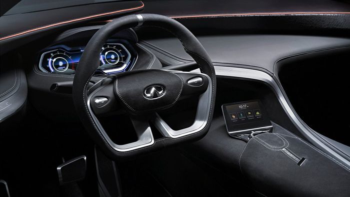 Στο εσωτερικό του νέου Q80 Inspiration concept κυριαρχεί ο μινιμαλισμός σε συνδυασμό με την πολυτέλεια, καθώς όλα είναι «αυτοματοποιημένα».