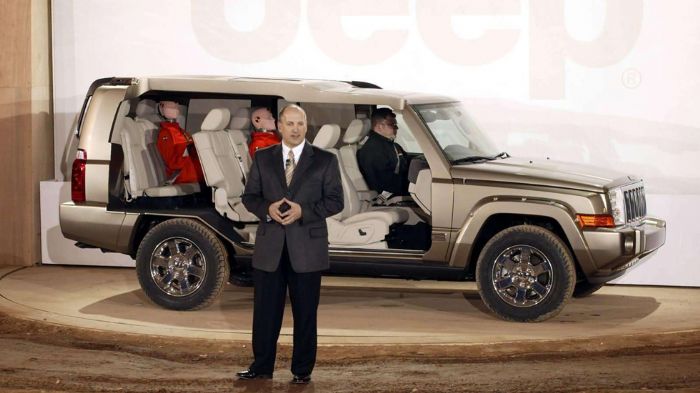 Από το 2018 η Jeep, επαναφέροντας το όνομα Grand Wagoneer, θα αποκτήσει ένα 7θέσιο premium μοντέλο. Το φωτογραφικό στιγμιότυπο είναι από την παρουσίασ