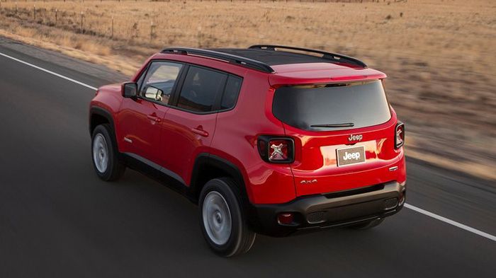 Κάτω από το καπό του νέου Jeep Renegade βρίσκονται δύο MultiAir2 τούρμπο κινητήρες 1.400 κ.εκ. με 138 και 168 ίππους.