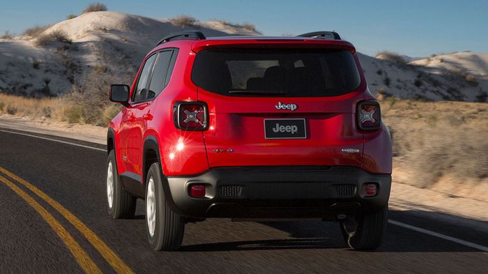 Σε επίπεδο κινητήρων, το Jeep Renegade θα φέρει 4 MultiAir βενζινοκινητήρες και 2 MultiJet II diesel, όπως και έναν νέο κινητήρα 1,6 λτ. E.TORQ με βιο