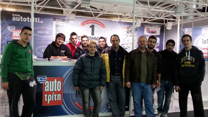 Στο πλαίσιο της εν λόγω εκπαιδευτικής τους επίσκεψης, οι σπουδαστές δεν παρέλειψαν να επισκεφτούν περίπτερα και να μιλήσουν με τους ειδικούς των εταιρ