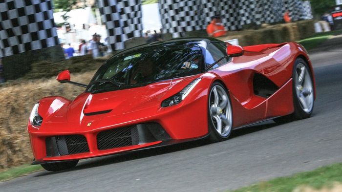 H νέα LaFerrari XX αναμένεται να φέρει πέρα από τις μηχανικές αναβαθμίσεις και αισθητικές παρεμβάσεις αεροδυναμικής, σε σχέση πάντα με την εικονιζόμεν