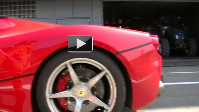 Η Ferrari LaFerrari συνδυάζει έναν V12 800 ίππων και έναν ηλεκτροκινητήρα 163 ίππων, με συνδυαστική ισχύ 963 ίππους.