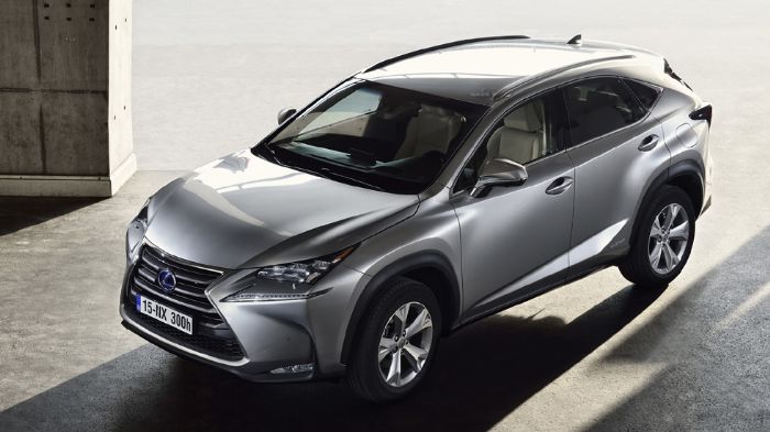 Η Lexus είναι μια εταιρεία που έχει δώσει έμφαση στις τεχνολογικές καινοτομίες παγκόσμιου επιπέδου, τις οποίες μετρά σε 25, όσα και τα χρόνια που λειτ