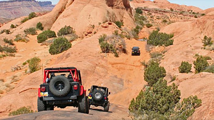 Tο Easter Jeep Safari λαμβάνει χώρα στο Moab, Utah της Αμερικής 12-20 Απριλίου με πολλές «εξωτικές» δραστηριότητες και εκτός δρόμου περιπέτειες.